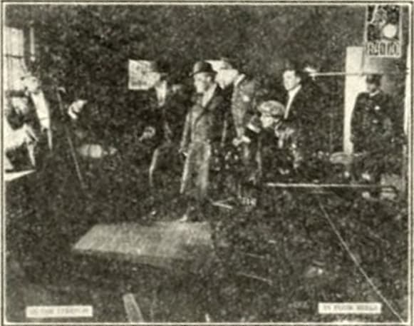 In the Stretch photo