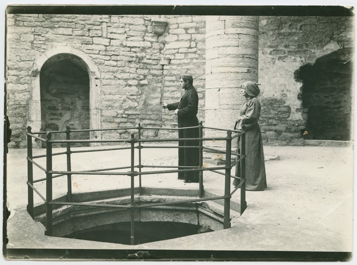 Miraklet: Tavlor ur det katolska samfundslivet photo