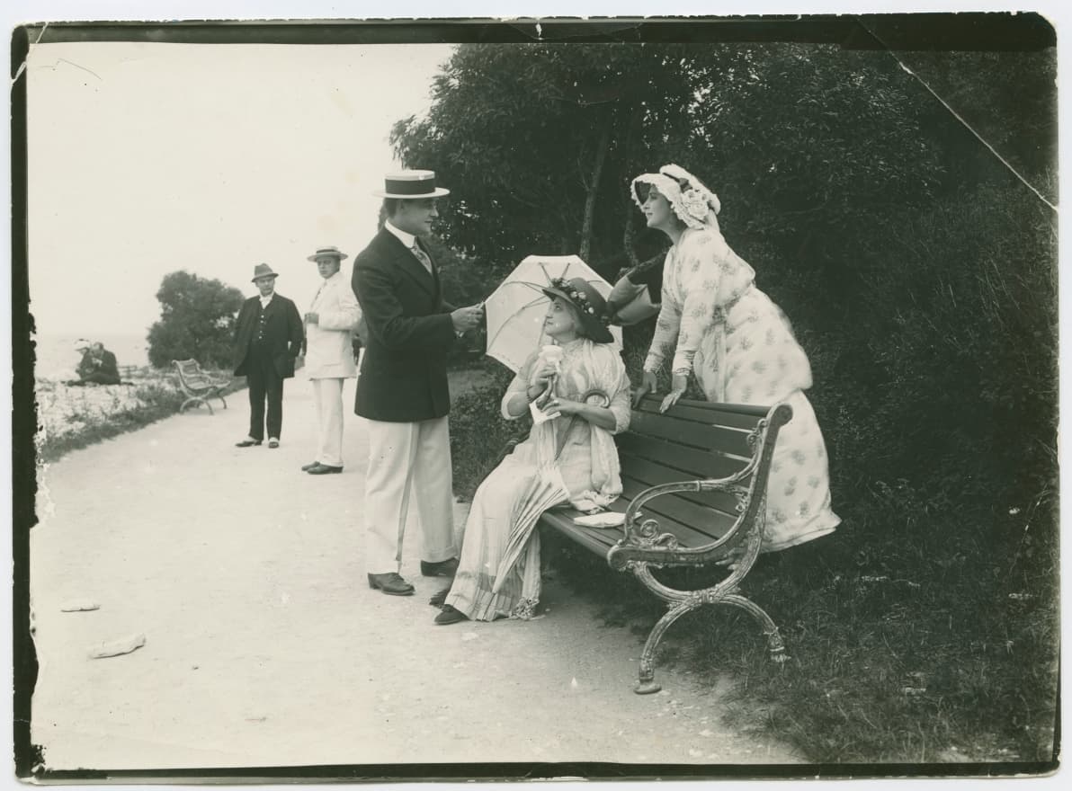 Miraklet: Tavlor ur det katolska samfundslivet photo