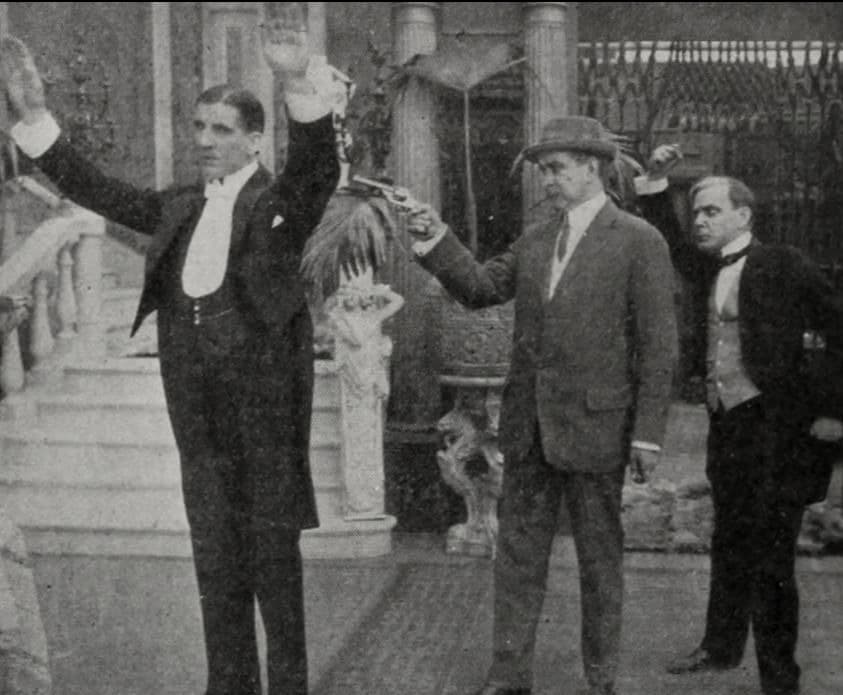 The Burglar and the Lady photo