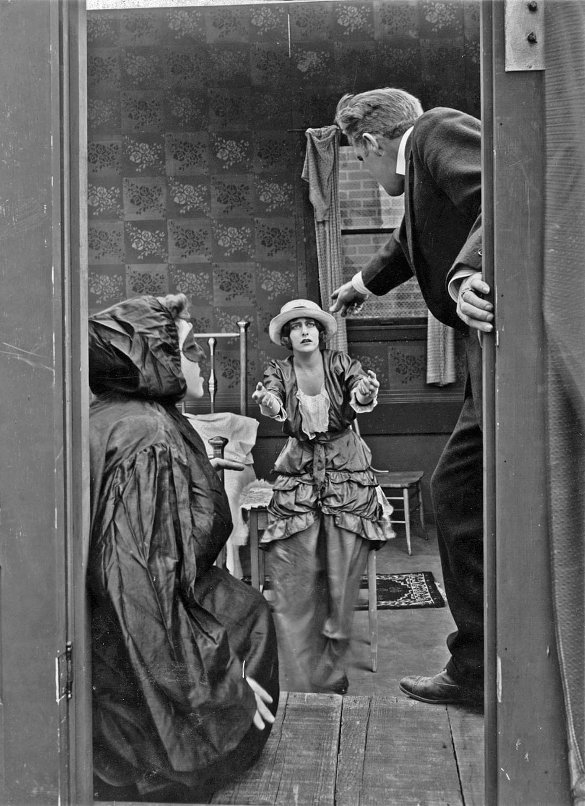 Lucille Love: The Girl of Mystery photo