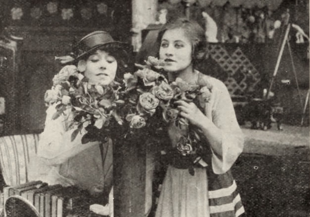 The Flash of an Emerald