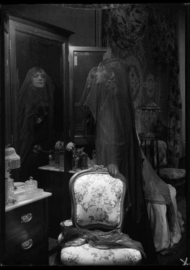 Madame de Thebes photo