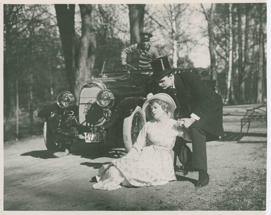 Madame de Thebes photo