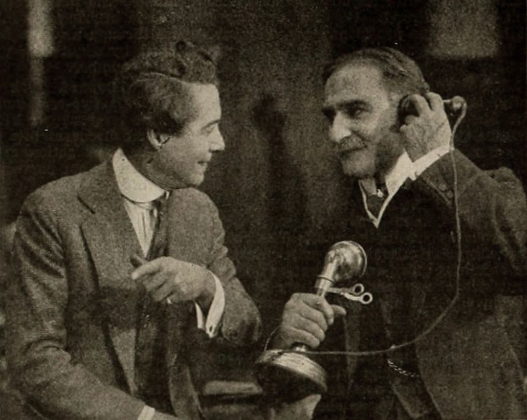 The Misleading Lady photo