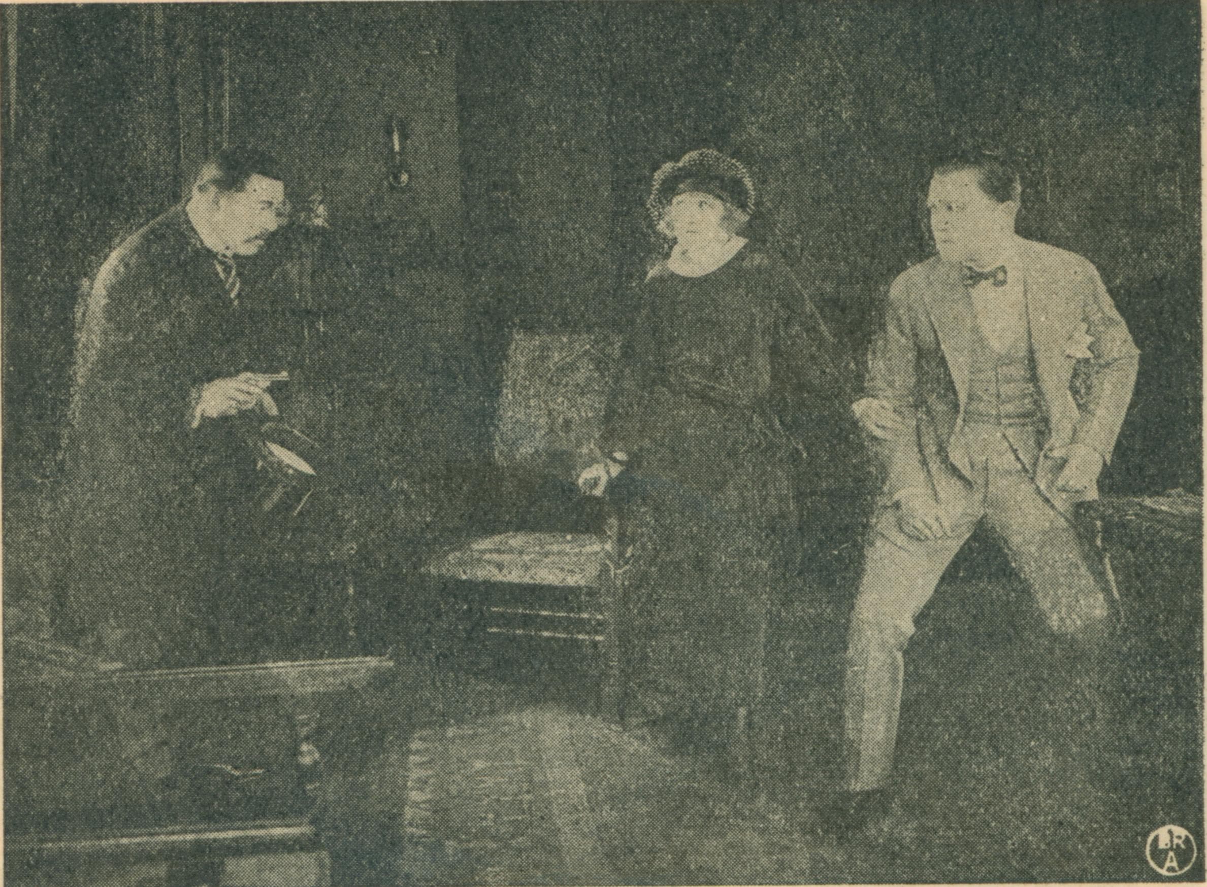 The New Exploits of Elaine photo