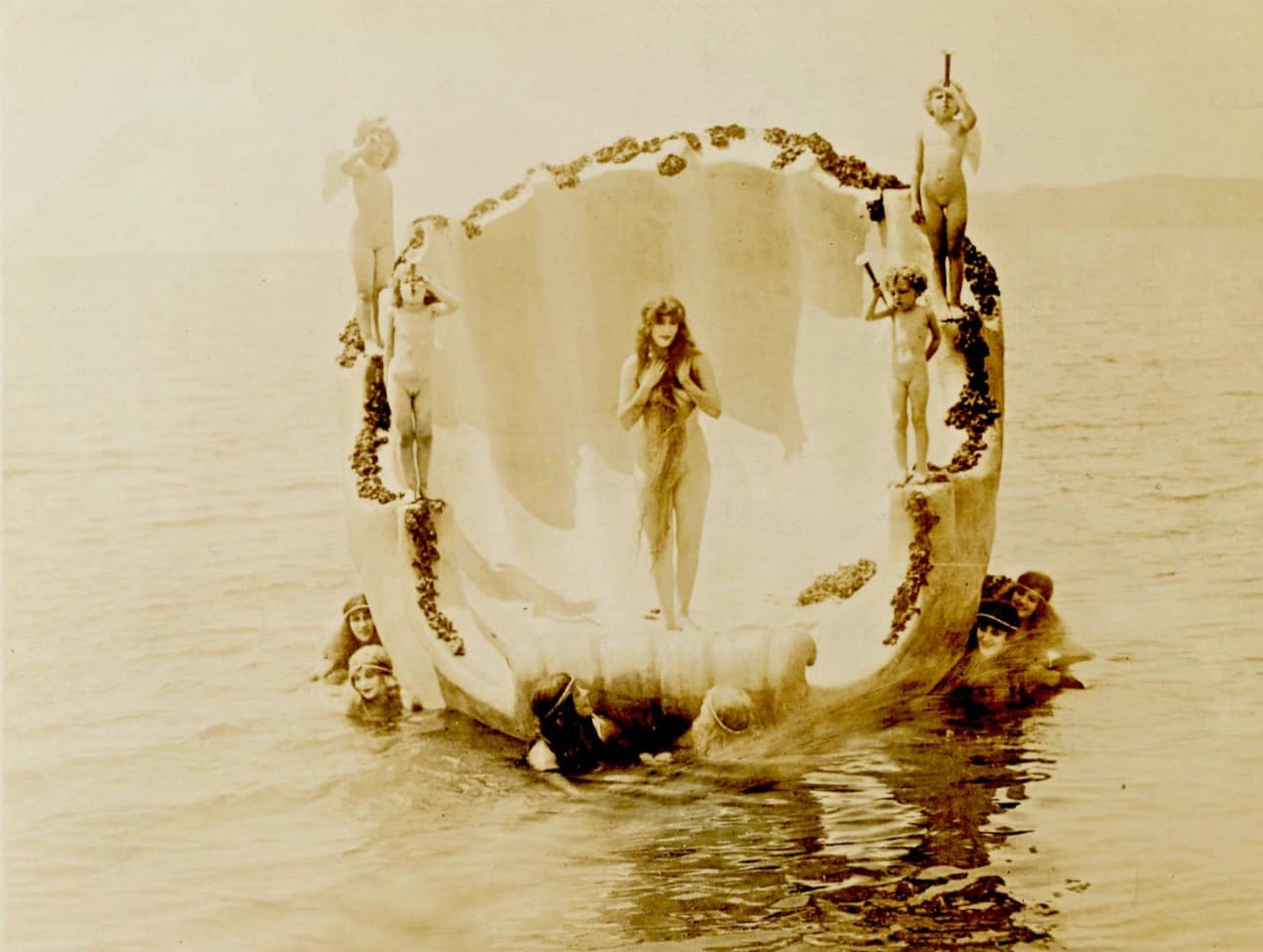 A Daughter of the Gods photo