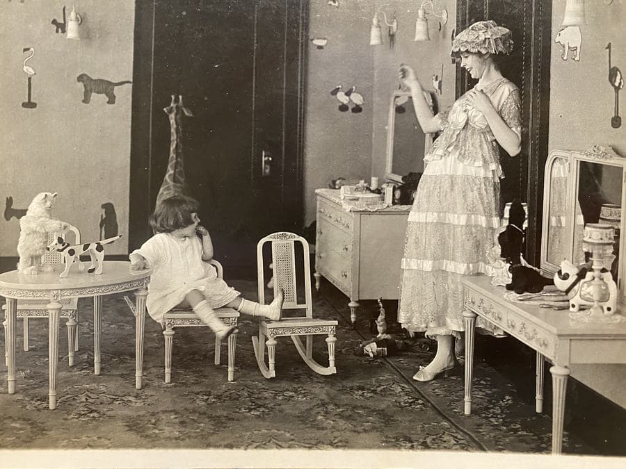 Diane of the Follies photo