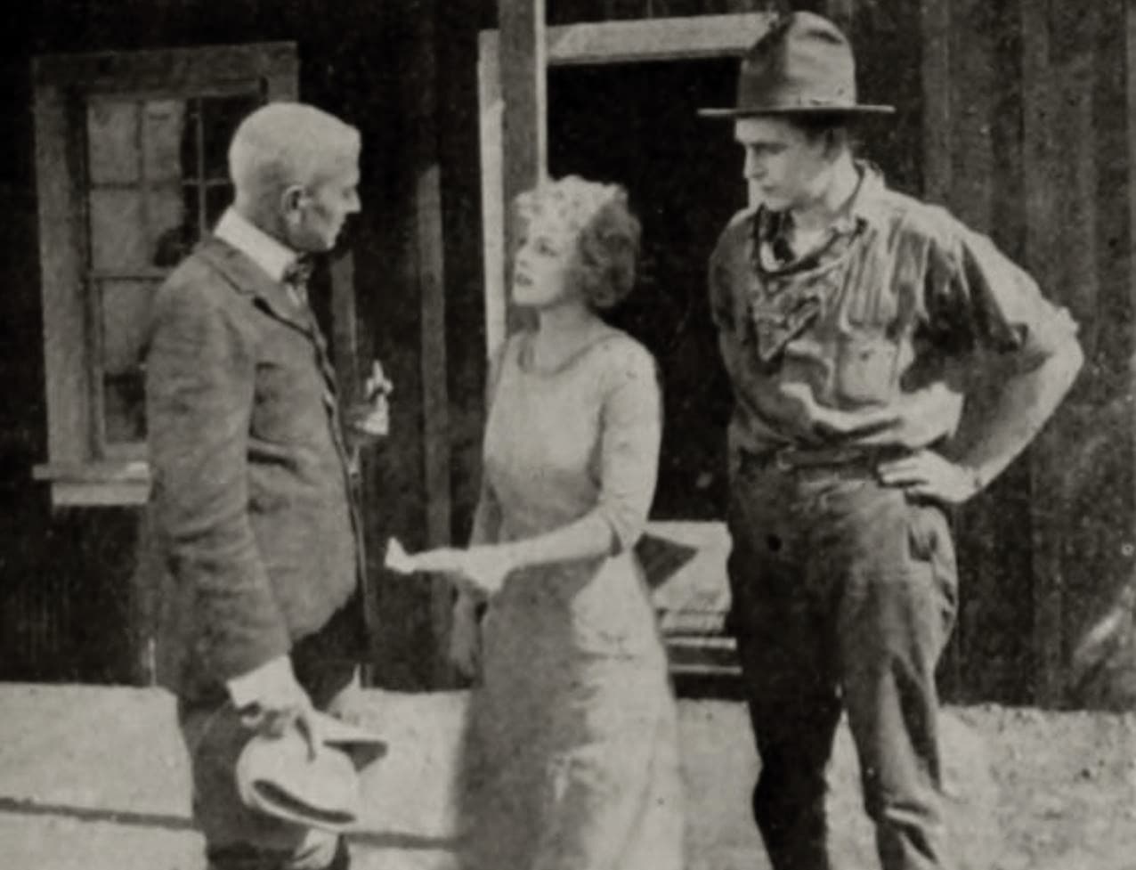 The House with the Golden Windows photo