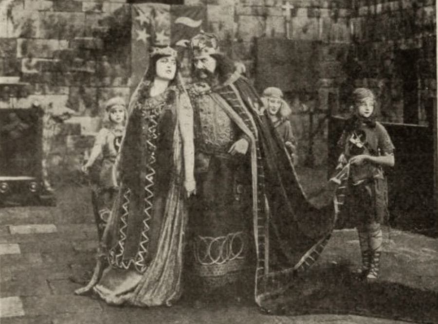 Macbeth photo