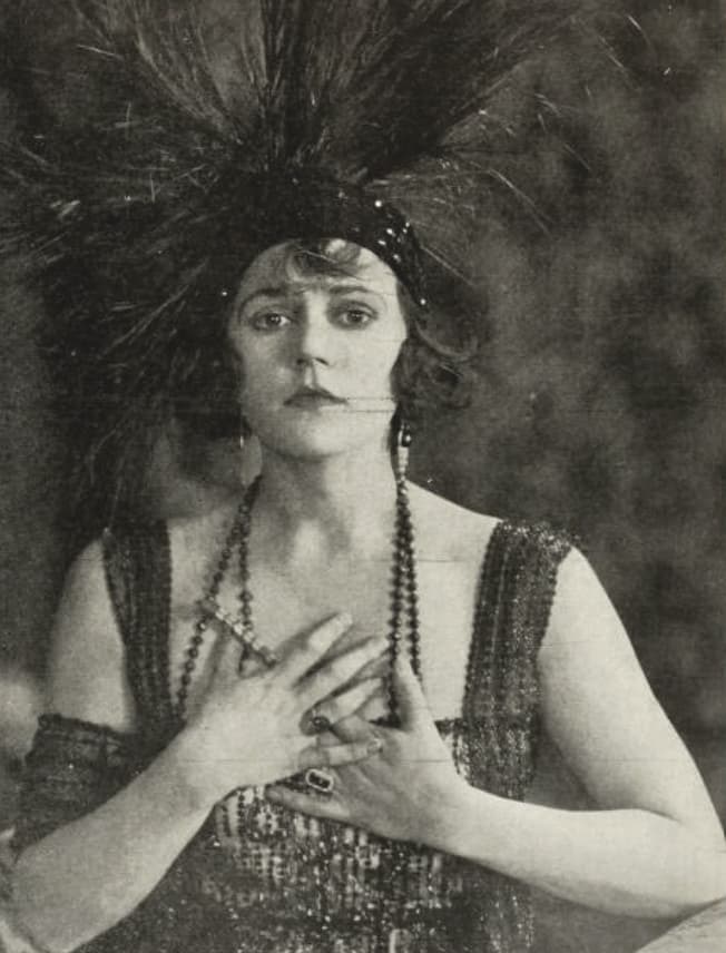 Her Silent Sacrifice photo