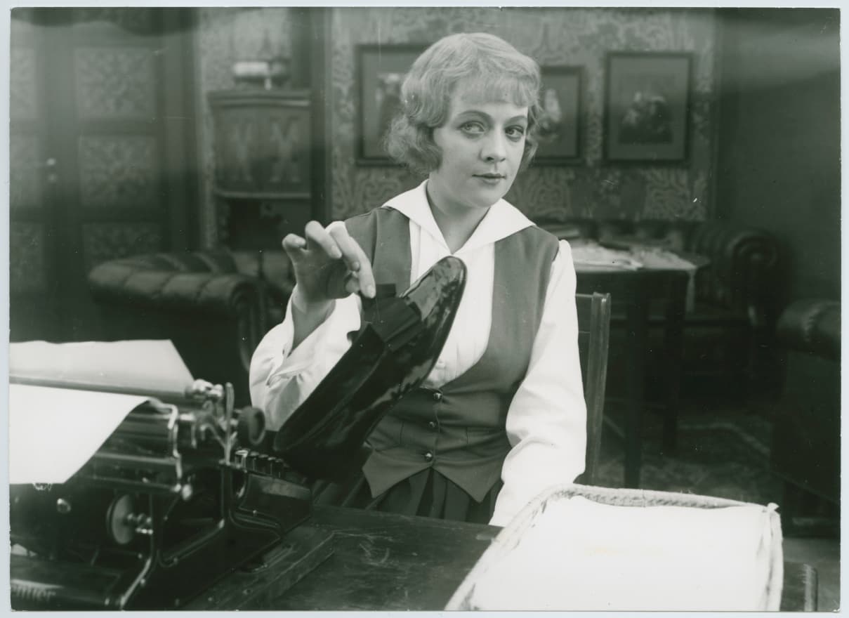 Wanted - A Film Actress photo