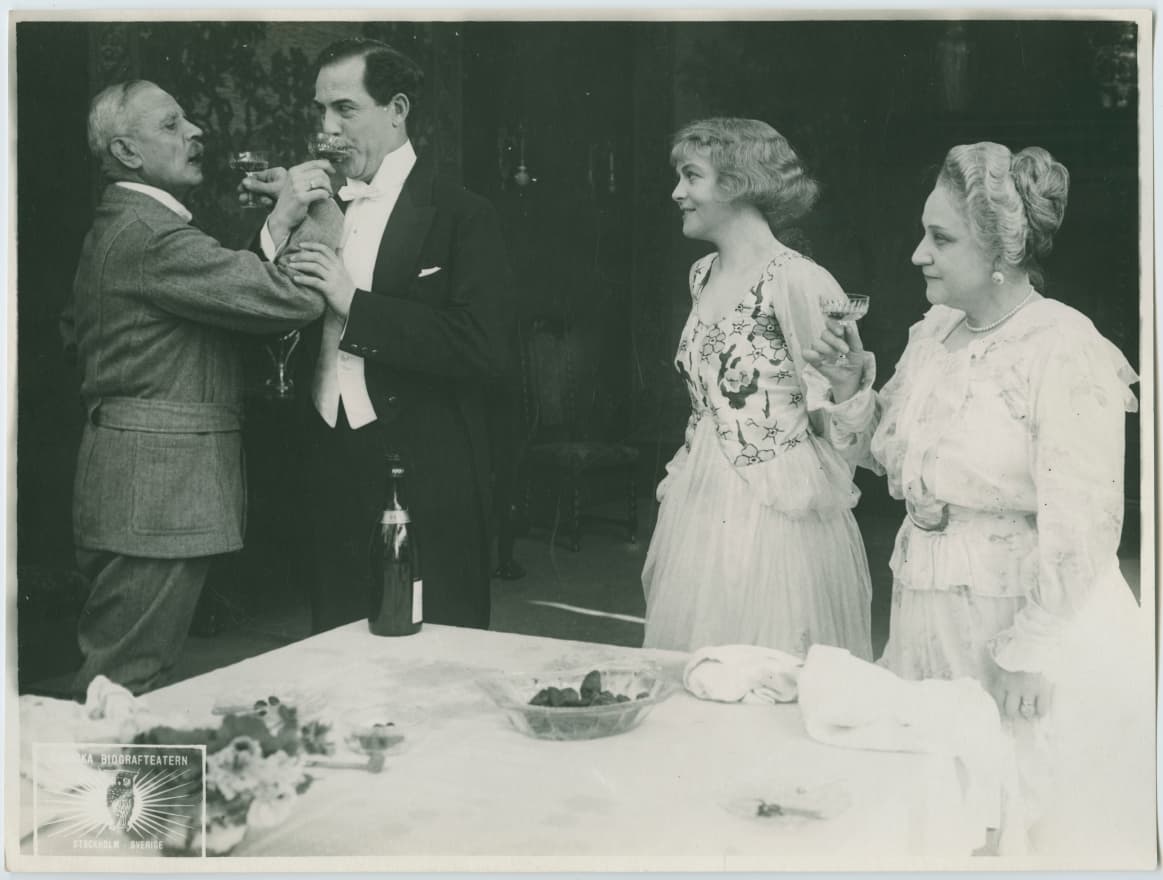 Wanted - A Film Actress