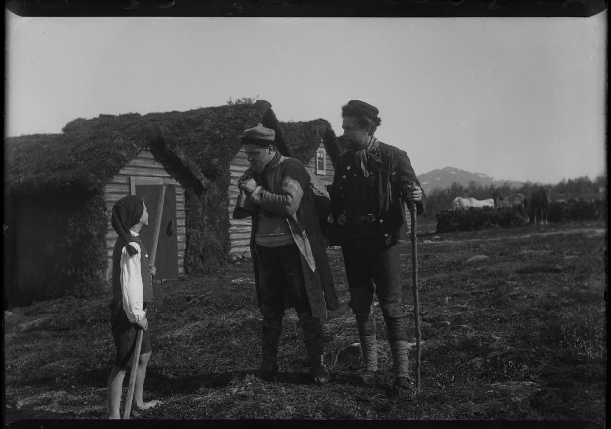 The Outlaw and His Wife photo