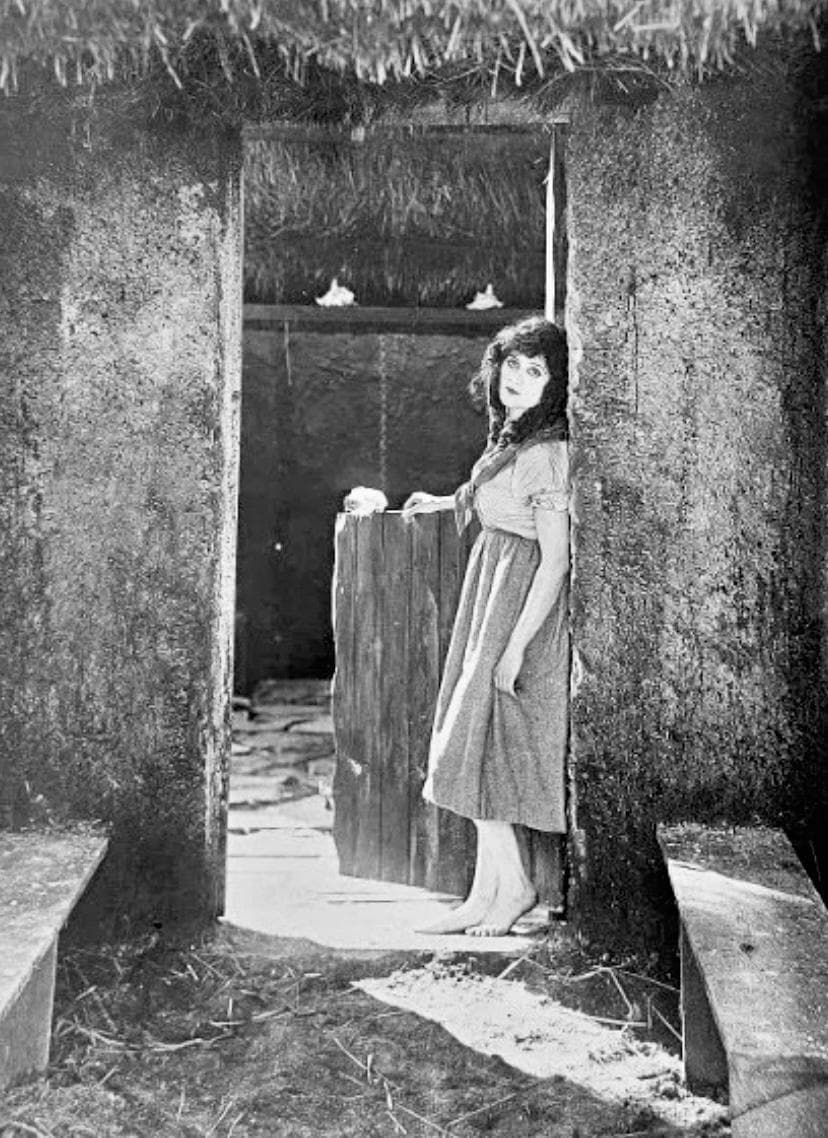 Kathleen Mavourneen photo