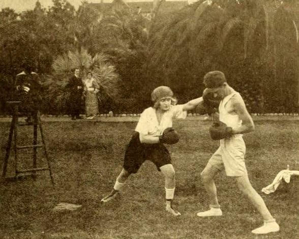 Peggy Does Her Darndest photo