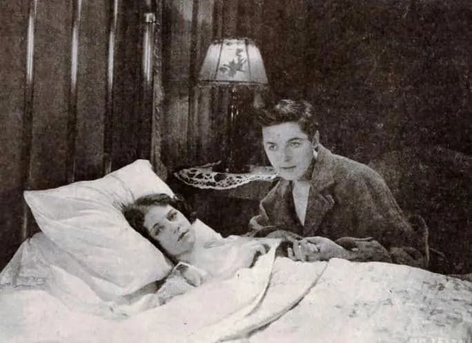 The Chorus Girl's Romance photo