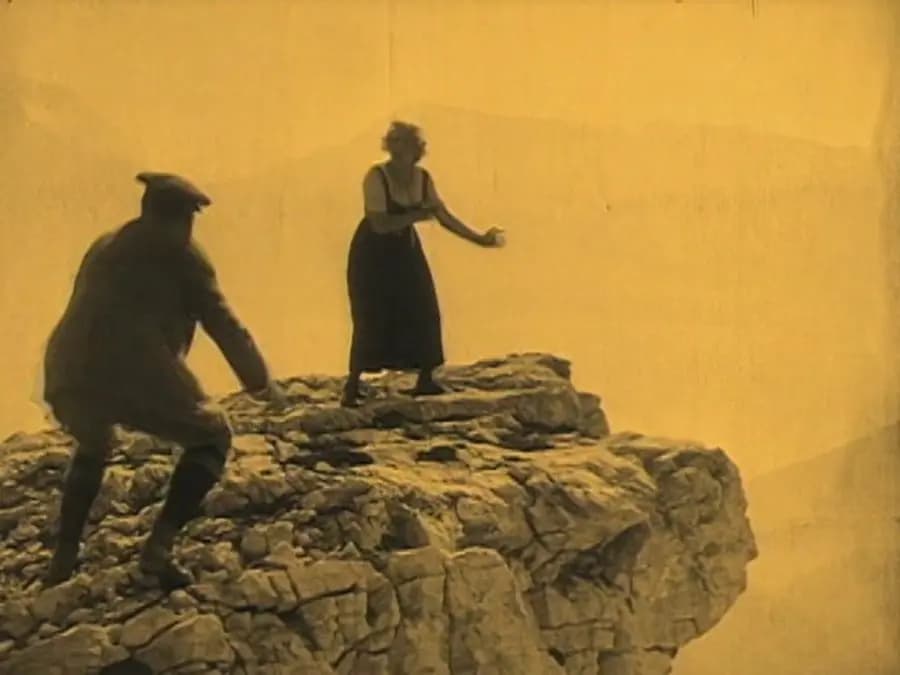 The Wandering Image
