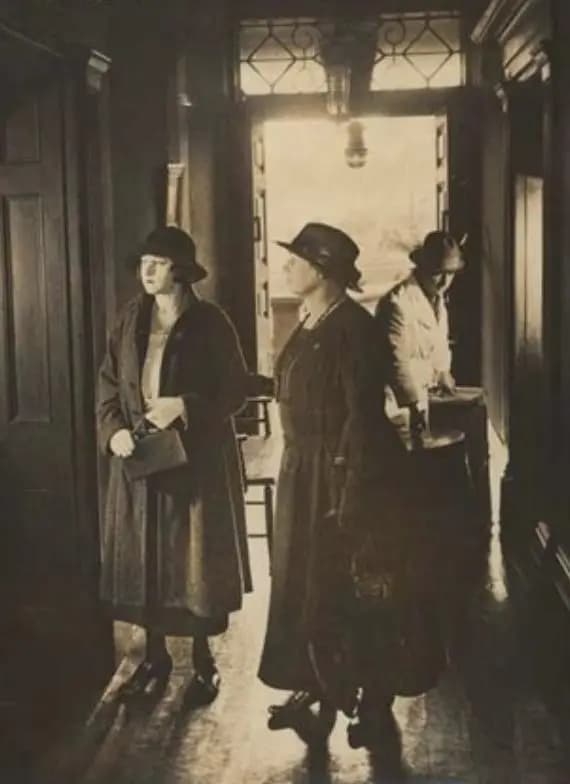 The Blue Mountains Mystery photo