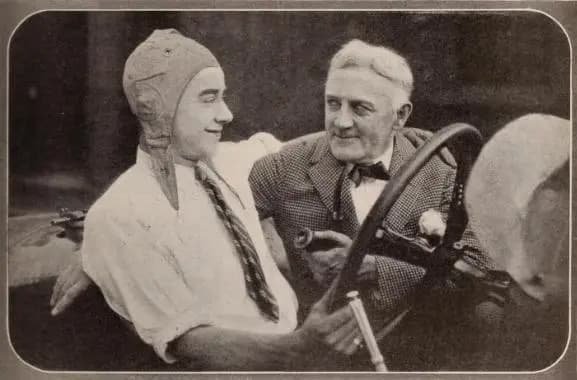 Burn 'Em Up Barnes photo