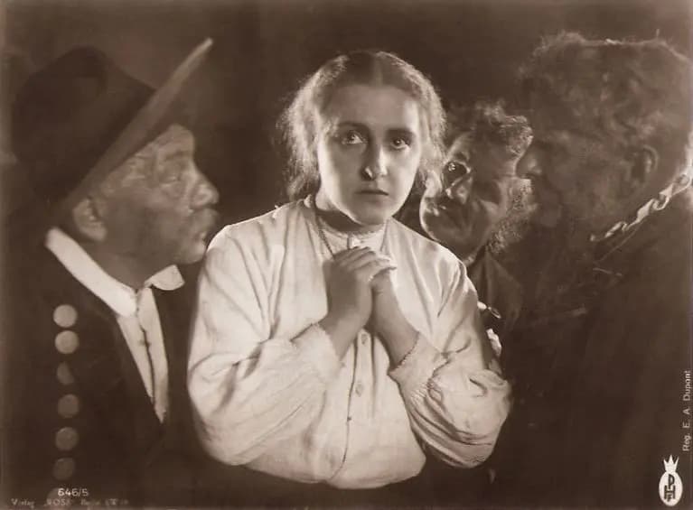 Die Geierwally photo