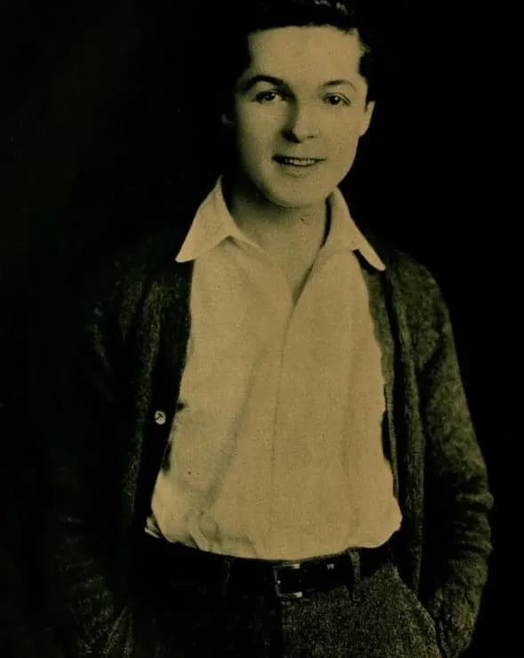 Sentimental Tommy photo