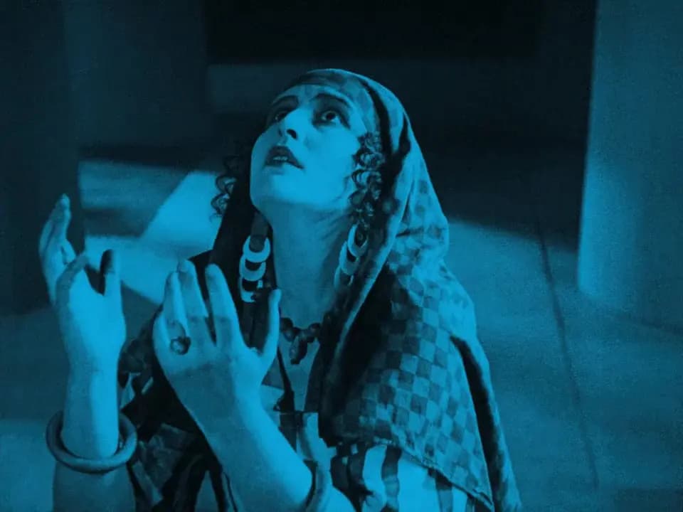 The Loves of Pharaoh photo