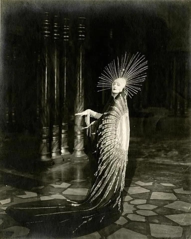 Chu-Chin-Chow photo