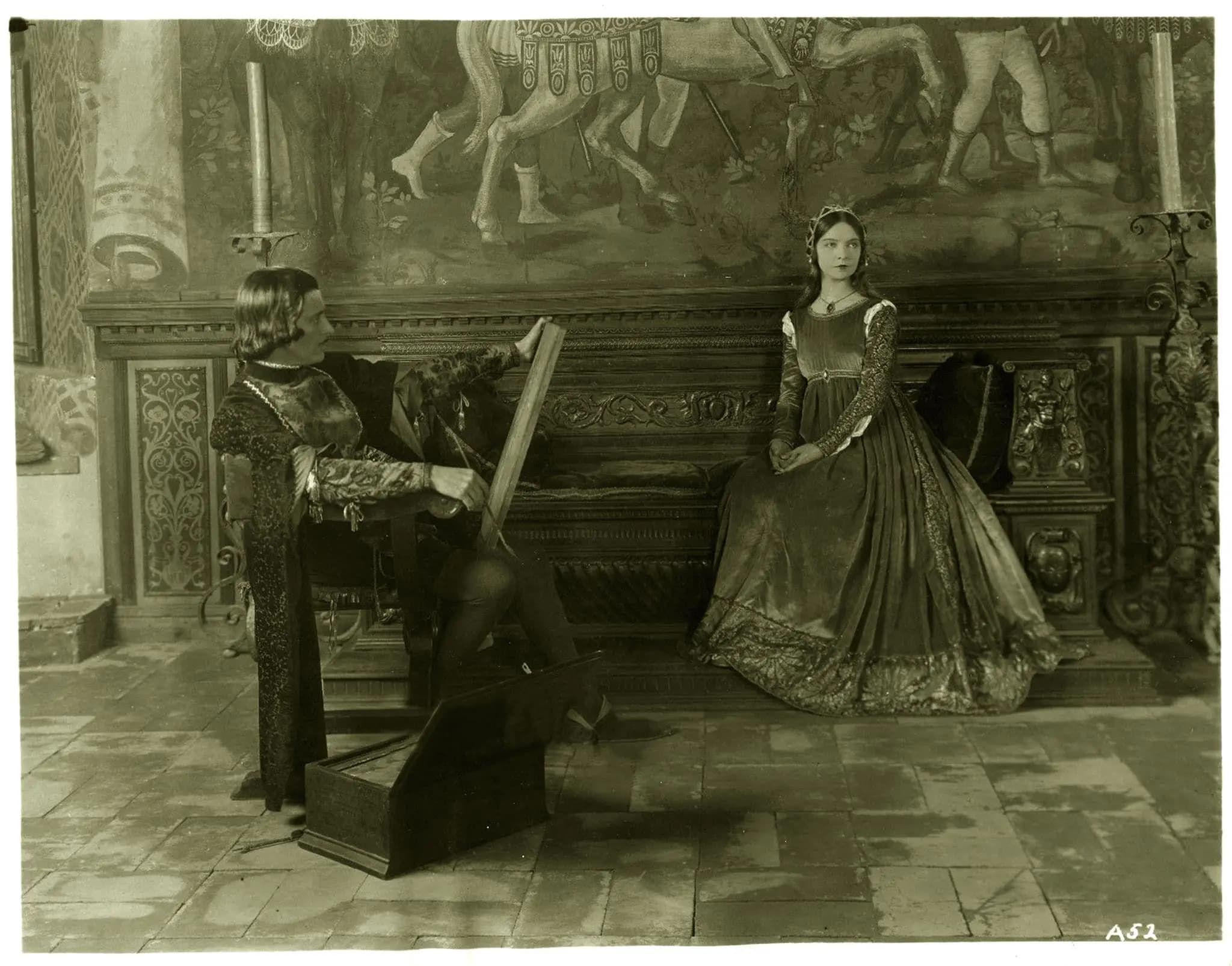 Romola photo