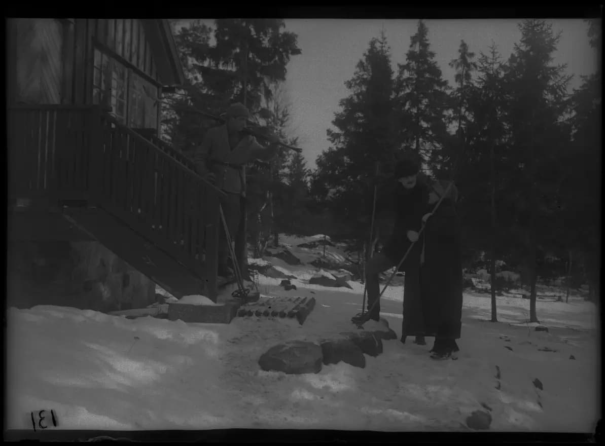 Polis Paulus' påskasmäll photo