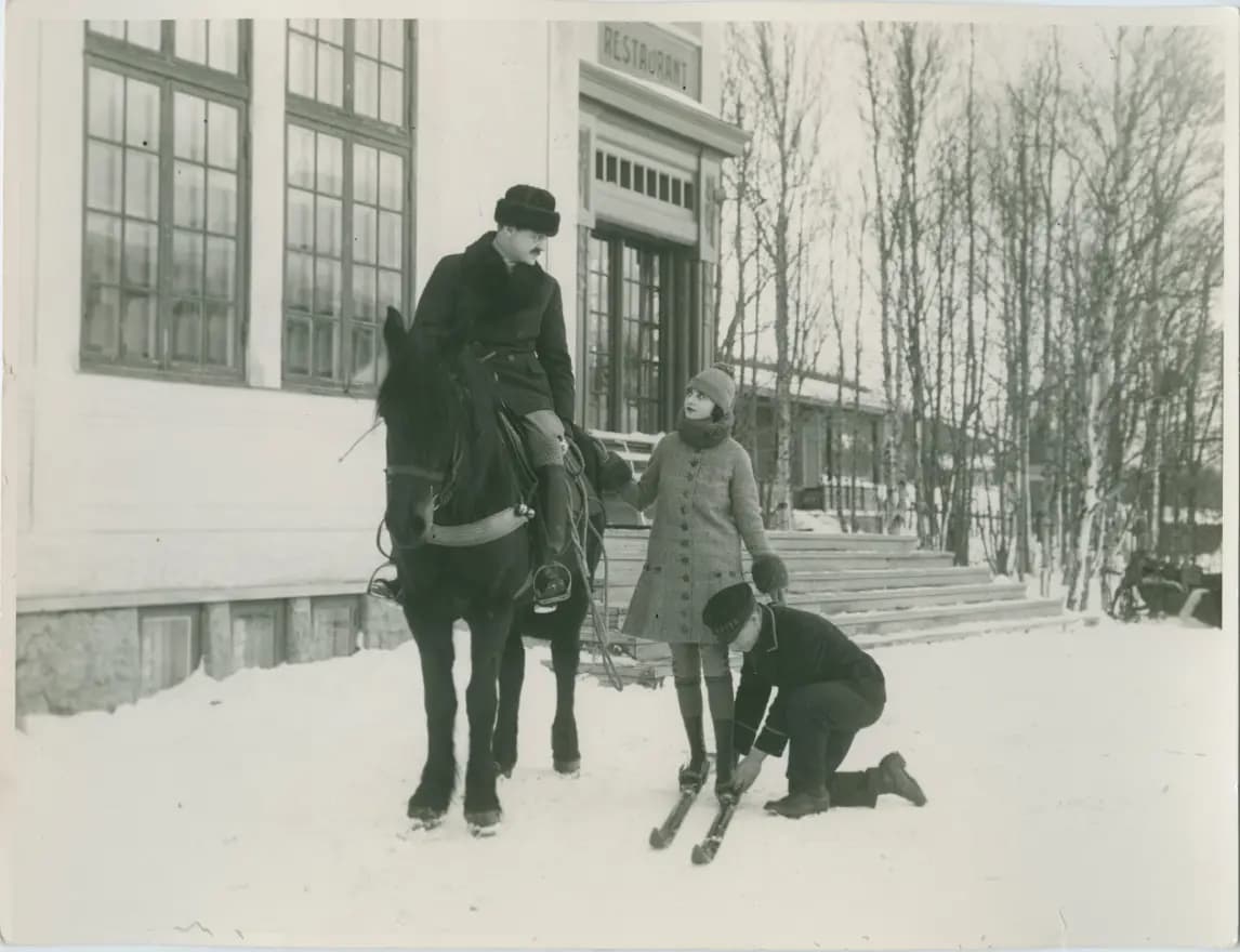 Polis Paulus' påskasmäll photo
