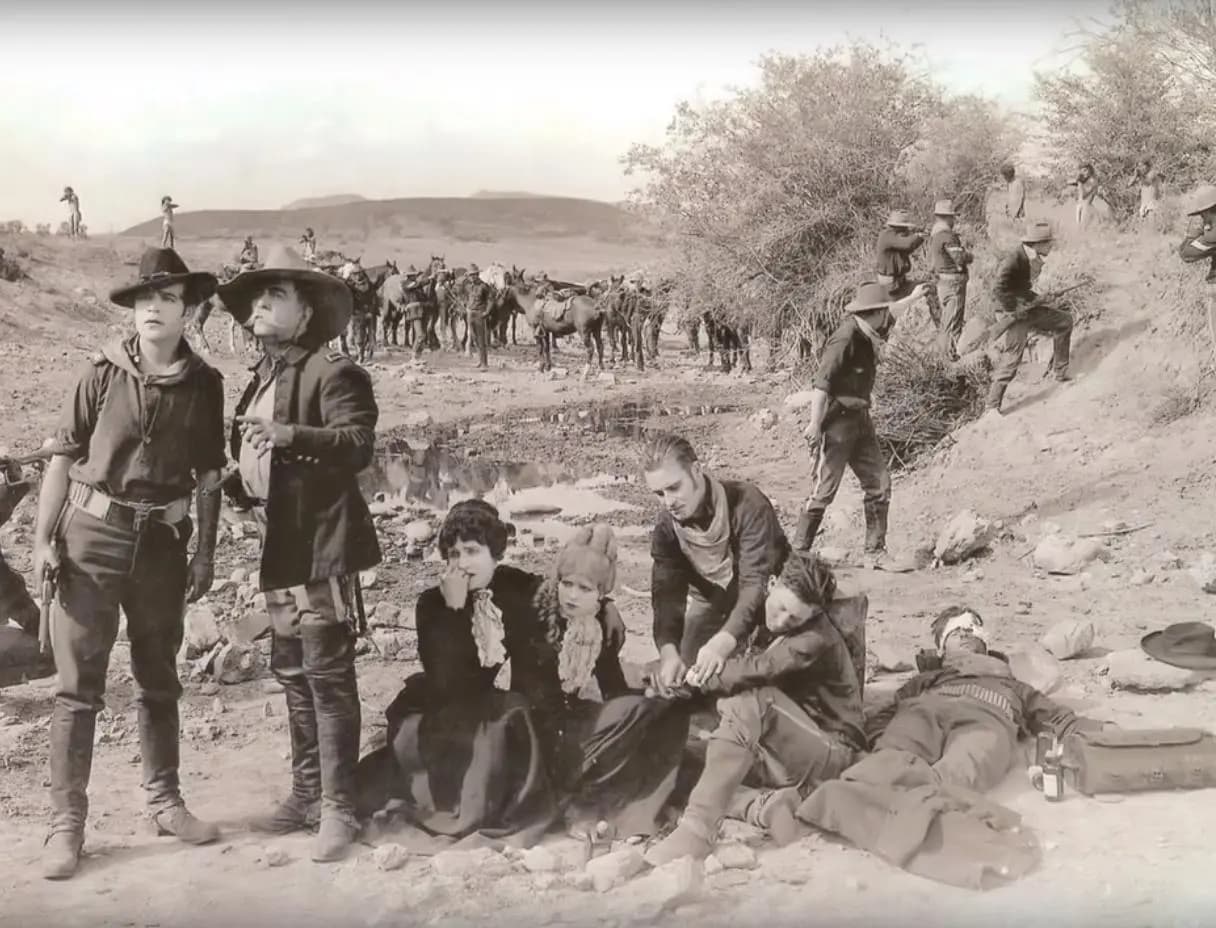 The Scarlet West photo