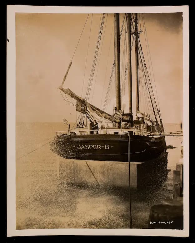 The Cruise of the Jasper B