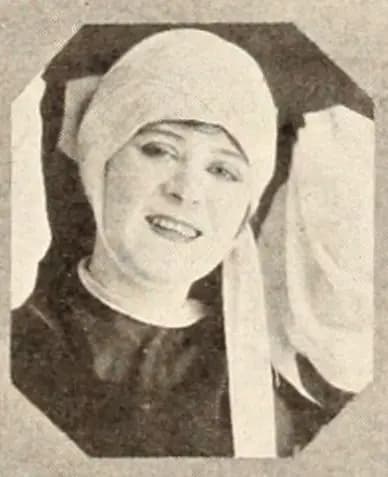 Madame Mystery photo