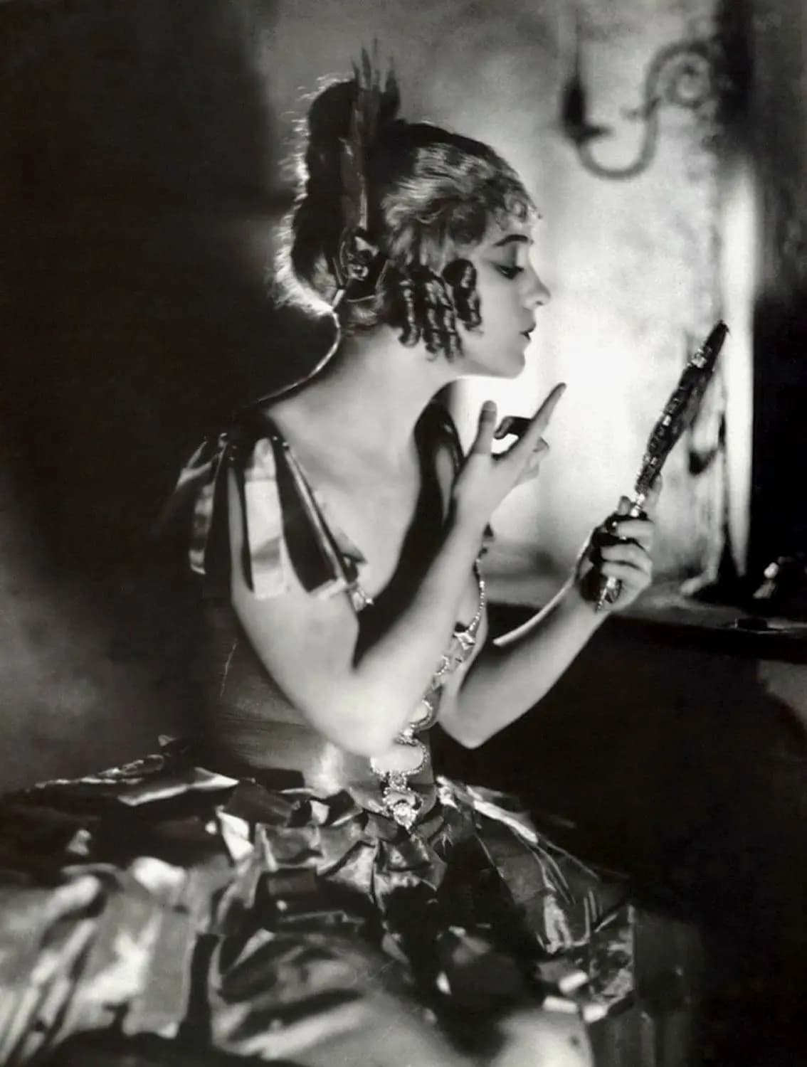Nell Gwyn photo