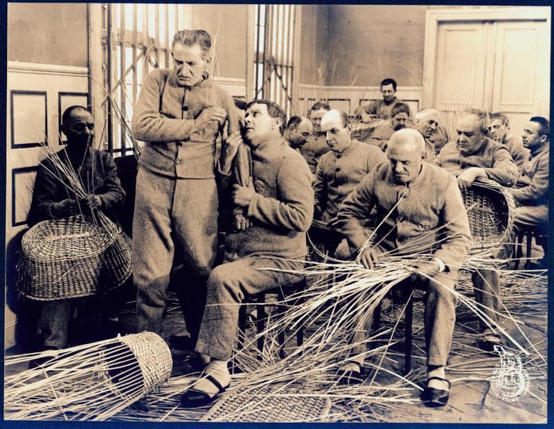 Den retfærdiges hustru photo