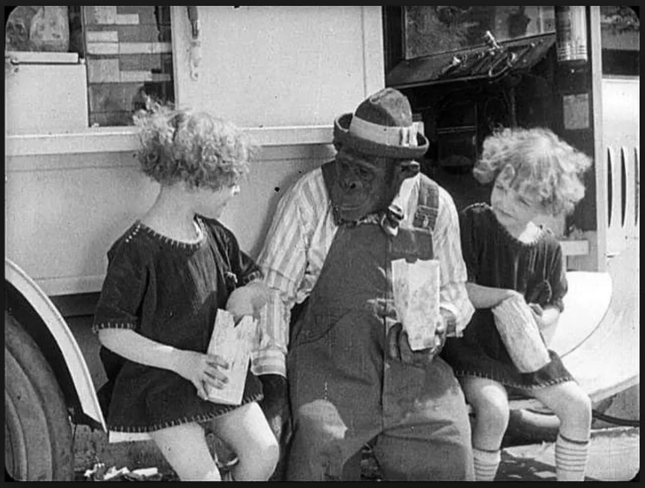 Snooky's Twin Troubles