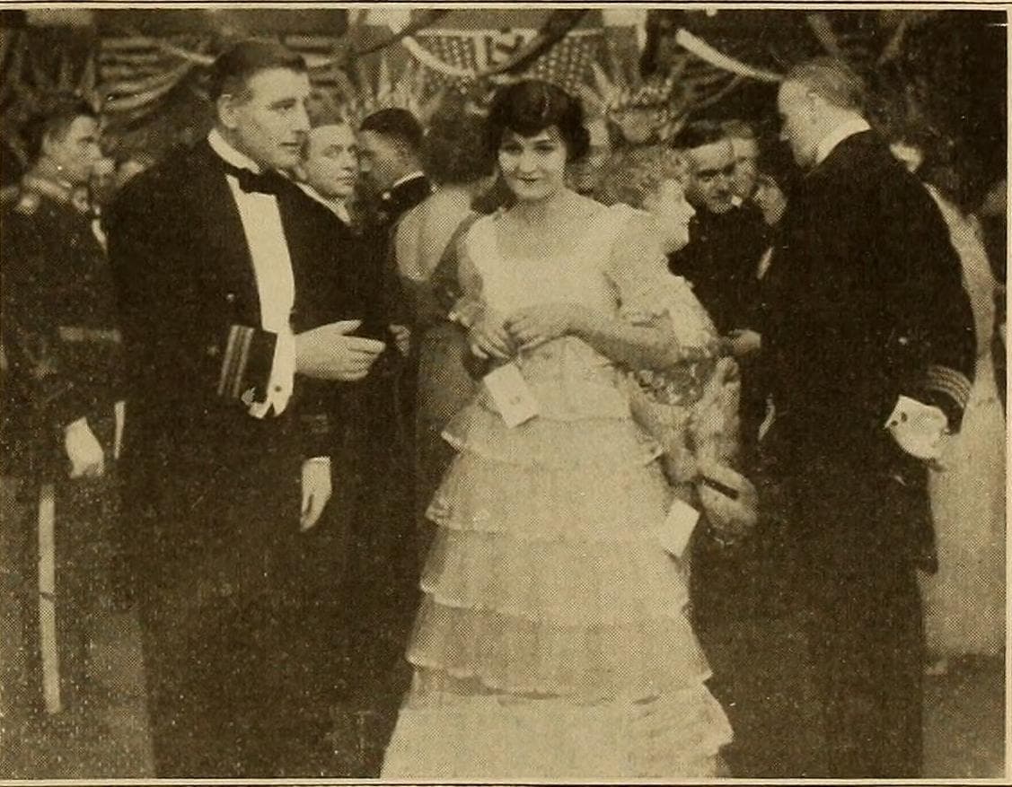 The Hero of Submarine D-2 photo