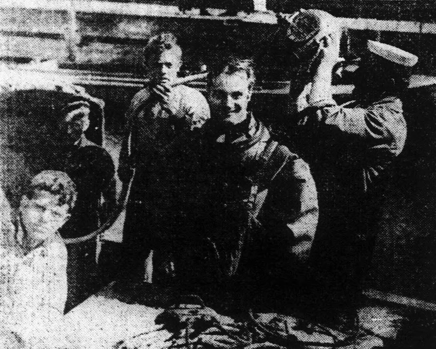 The Hero of Submarine D-2