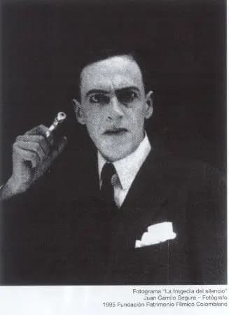 La tragedia del silencio photo