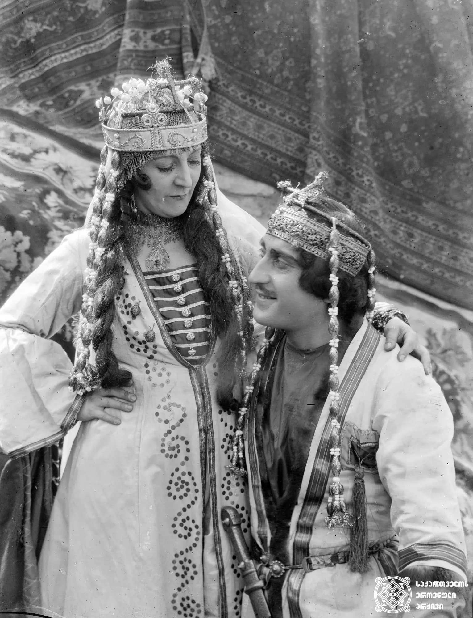 Suramis tsikhe photo