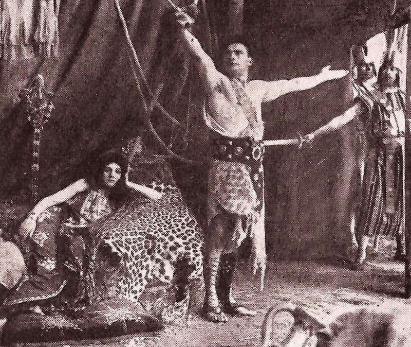 Salambo, a $100,000 Spectacle photo