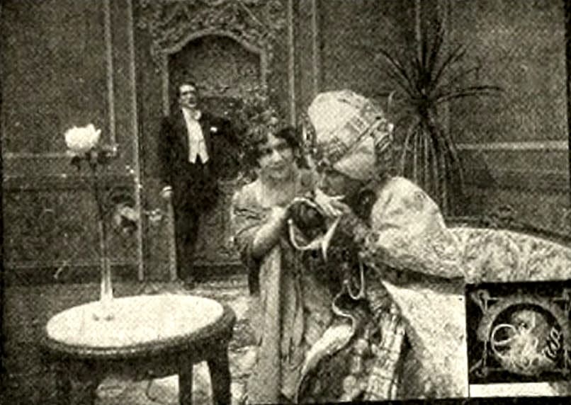 The Club of the Black Mask