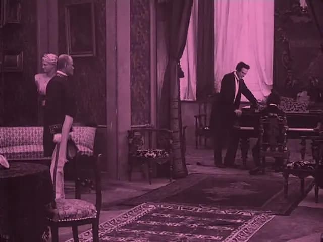 Das Schweigen am Starnbergersee photo