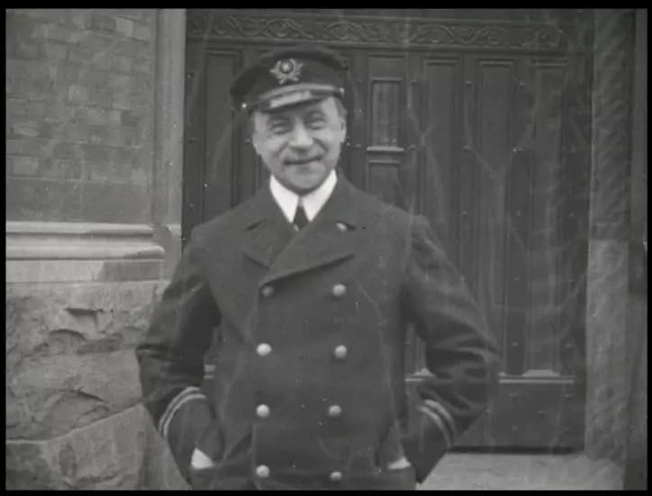 AB Stockholms Filmkompanis veckorevy nr. 19