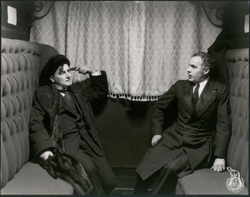 Alone with the Devil photo