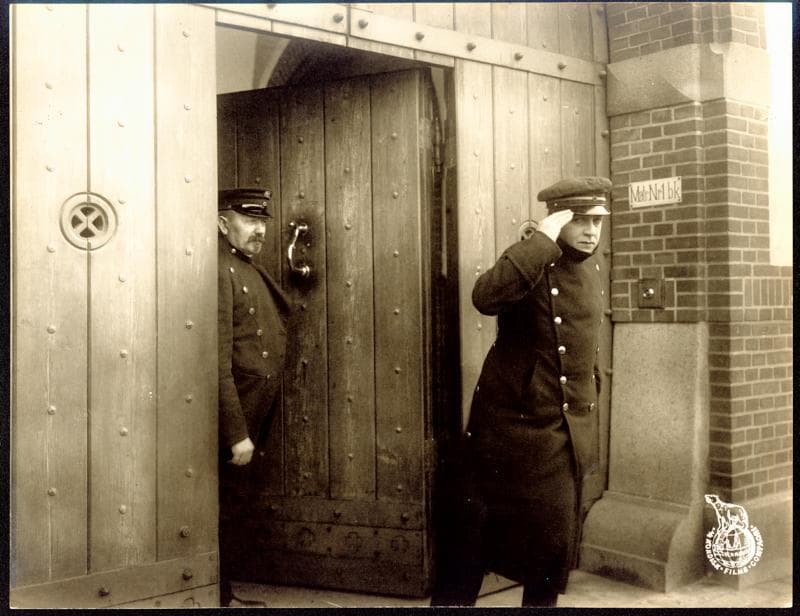 Manden med de ni Fingre IV photo