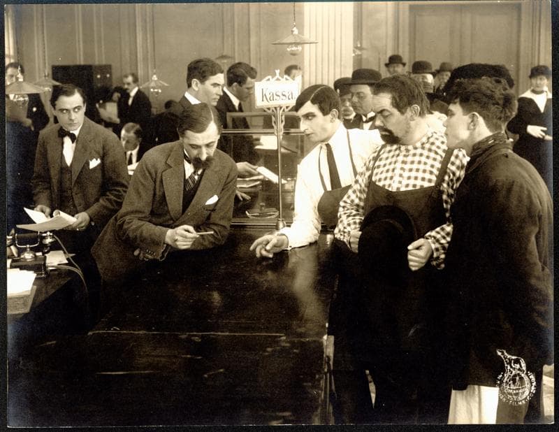 Manden med de ni Fingre IV