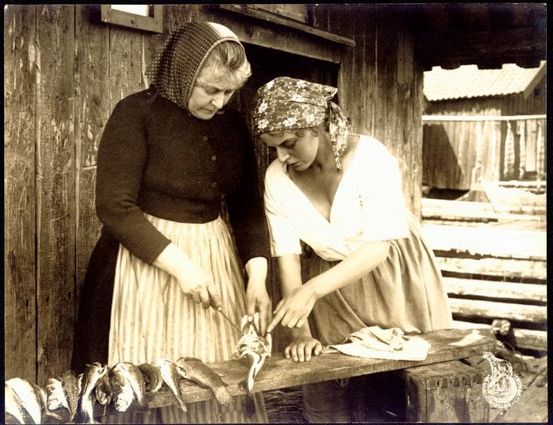 Mellem de yderste Skær