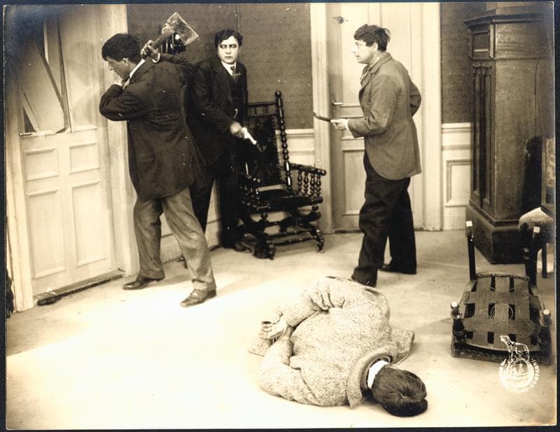 Manden med de ni Fingre V